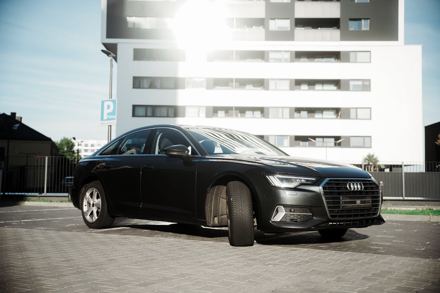 Audi A6 Limousine 35 TDI – wynajem w Bydgoszczy, widok przód